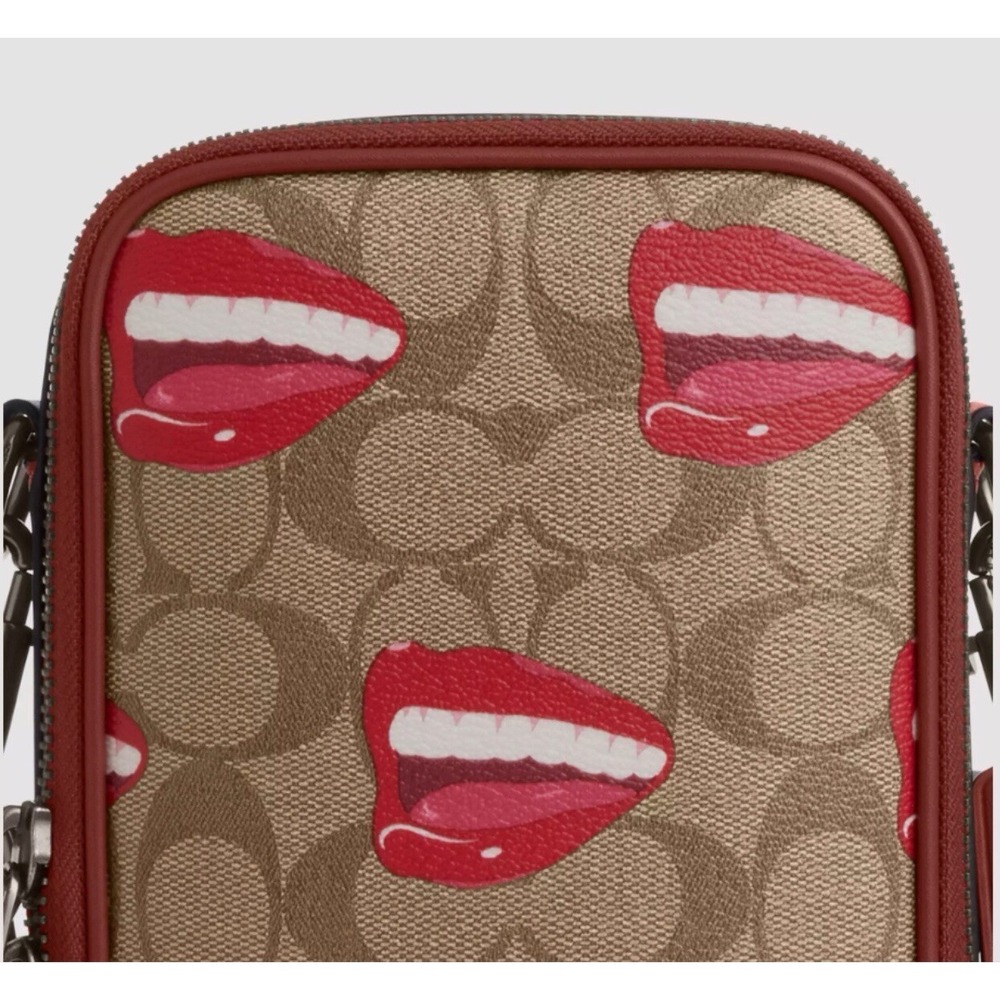 Coach Stanton Tom Wesselmann Lips Signature Crossbody Bag CQ088 NWT - Picture 3 of 7